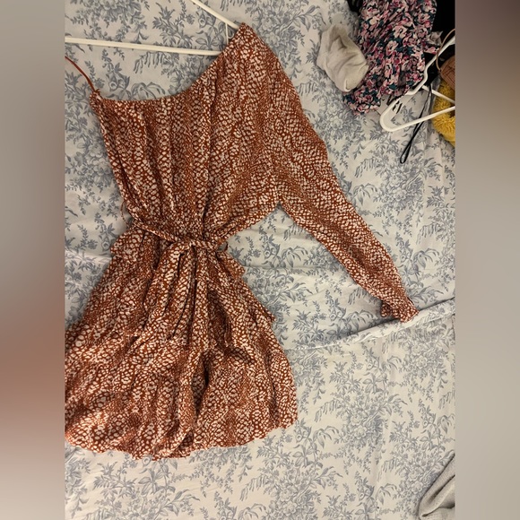 ONE SHOULDER DRESS - Picture 3 of 3